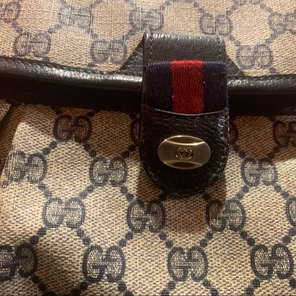 Vintage Gucci cross body bag - Picture 3 of 13